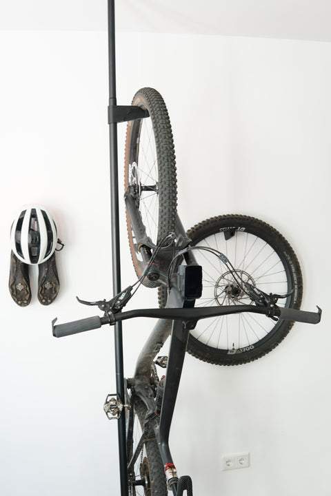 Teleskop-Fahrradhalterung für Decke & Boden – Schwarz