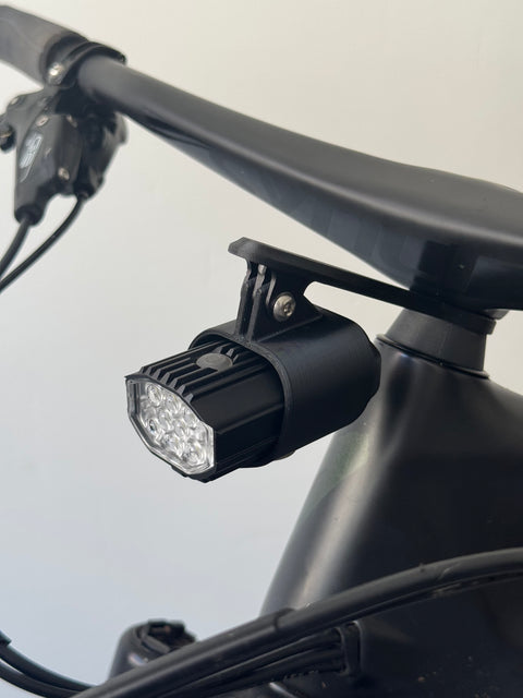 Spacer Mount für Fahrradleuchten mit GoPro Aufnahme